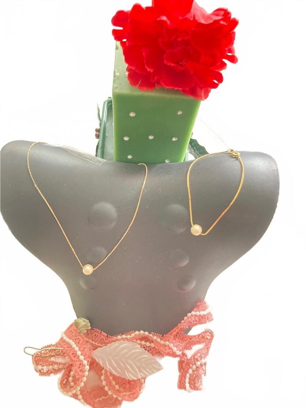 Elegant Gold Tone Pearl Pendant Necklace and Bracelet Set